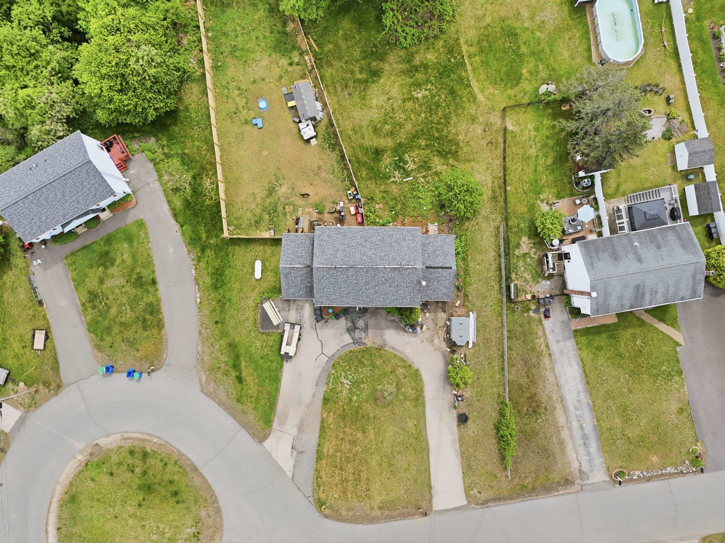 13 Sunnyside Lane, Unit R Derry, NH 03038 - Photo 46 of 54