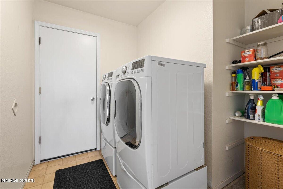 2224 Escalera Way Reno, NV 89523 - Photo 36 of 44 a utility room with dryer and washer