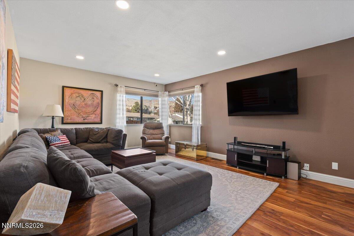 2224 Escalera Way Reno, NV 89523 - Photo 7 of 44 a living room with furniture and a flat screen tv