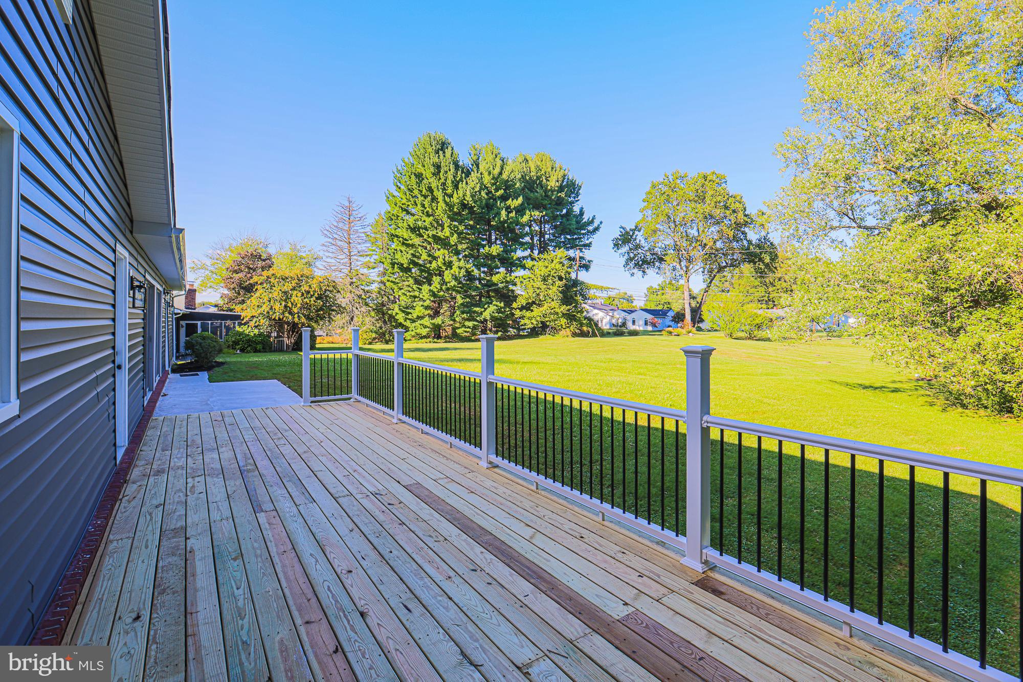 8319 Stevenson Road Pikesville, MD 21208 - Photo 13 of 97 Deck