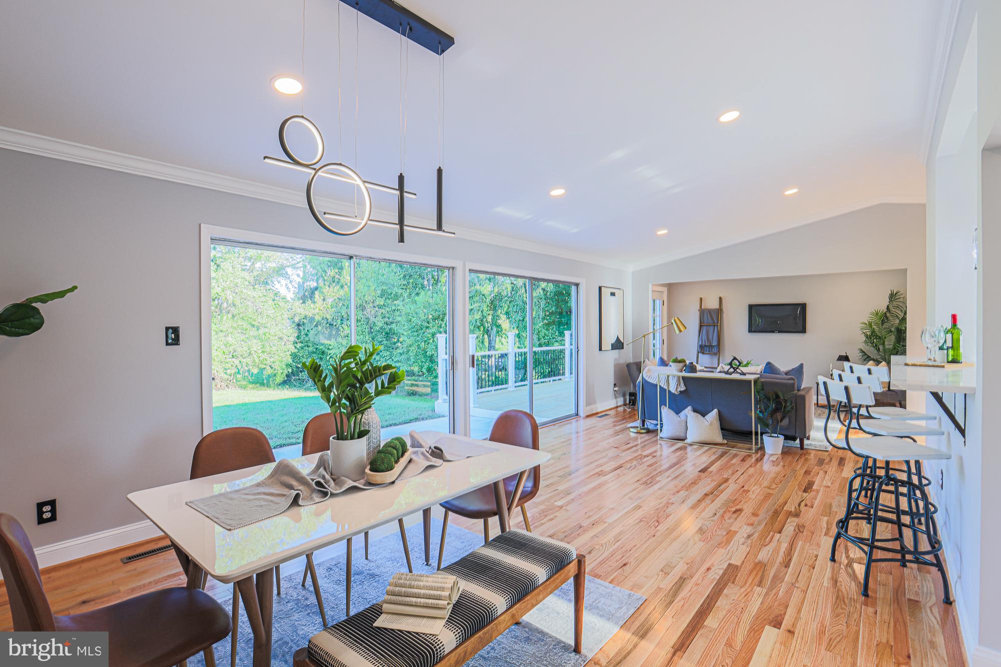 8319 Stevenson Road Pikesville, MD 21208 - Photo 29 of 97 A sense of flowing space