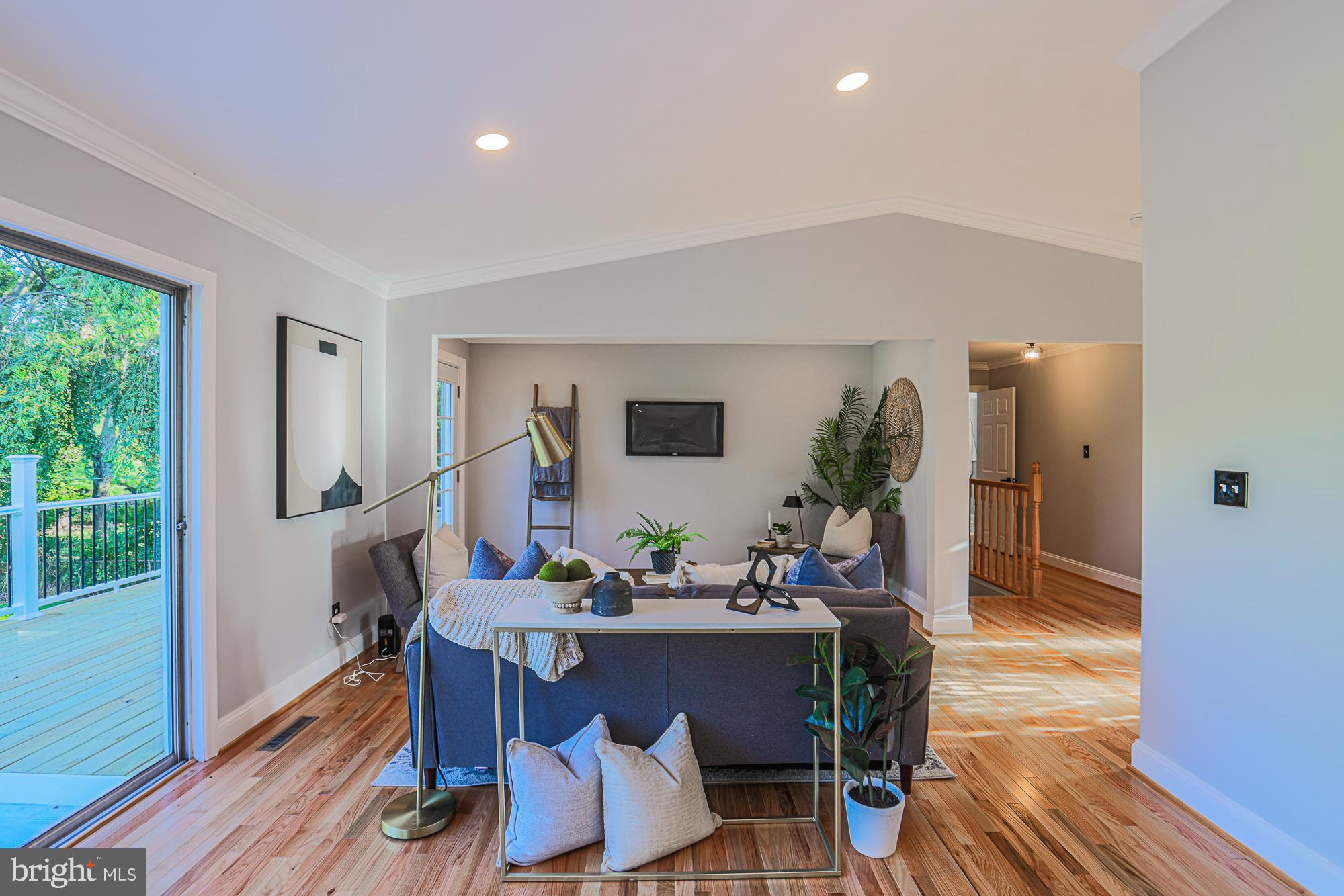 8319 Stevenson Road Pikesville, MD 21208 - Photo 46 of 97 Living area