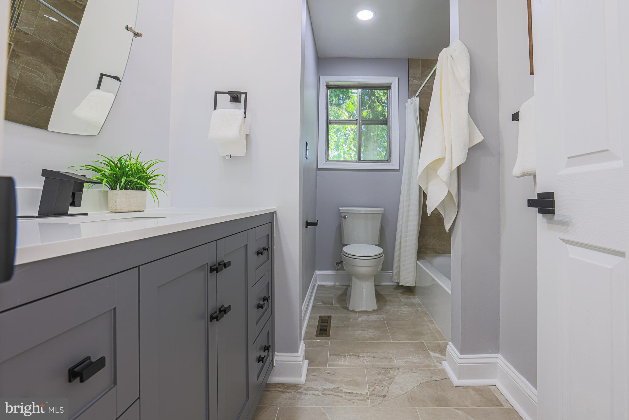 8319 Stevenson Road Pikesville, MD 21208 - Photo 91 of 97 Bath with tub