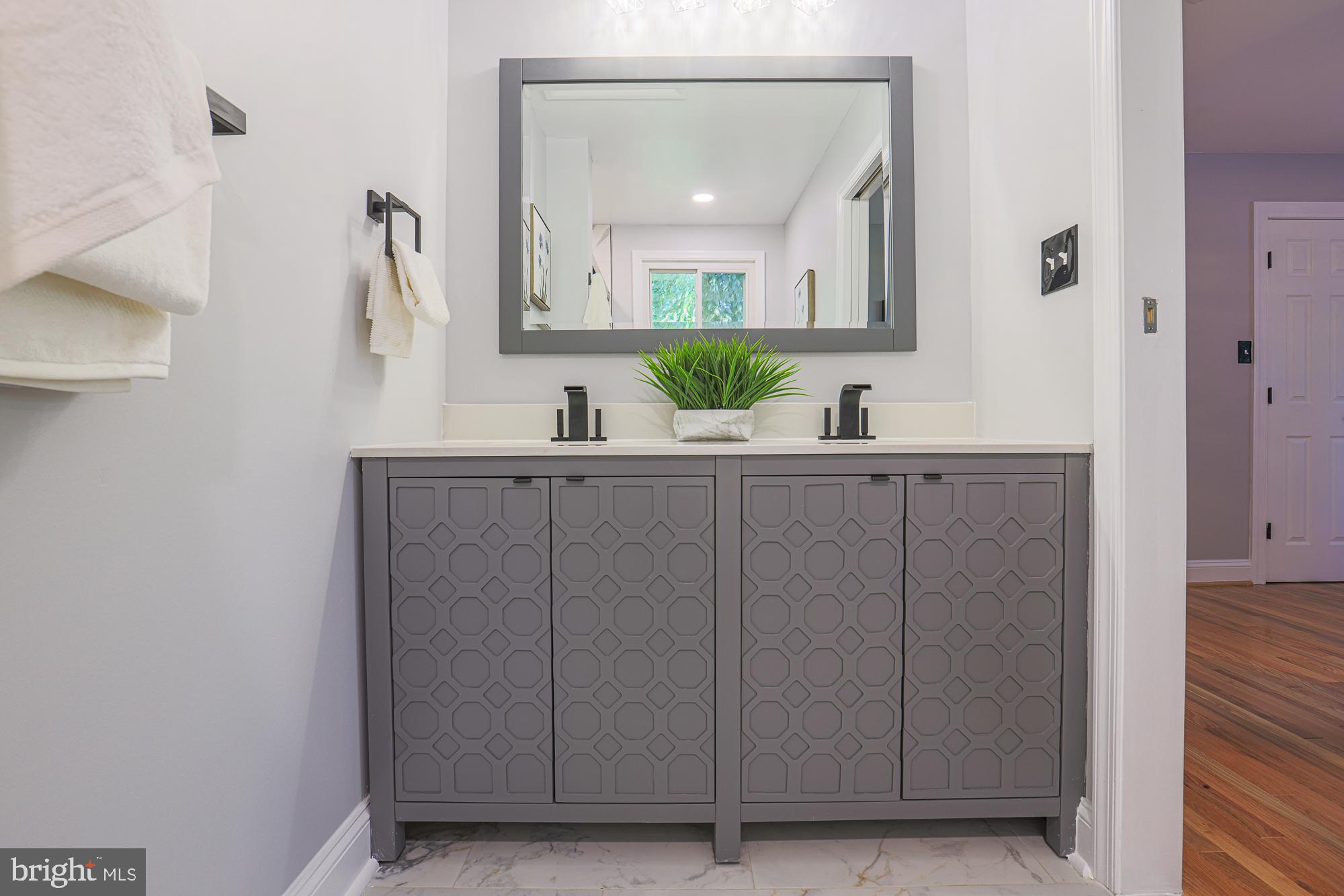 8319 Stevenson Road Pikesville, MD 21208 - Photo 94 of 97 Double water fall faucets