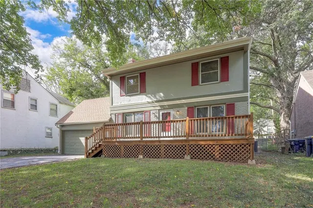 $389,000 | 7936 Campbell Street, Kansas City, MO 64131