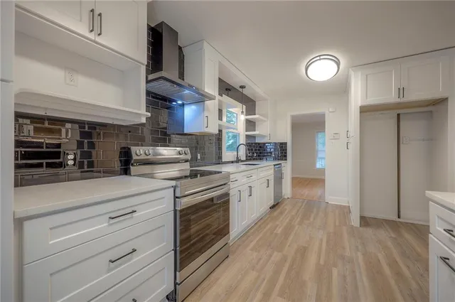 $389,000 | 7936 Campbell Street, Kansas City, MO 64131