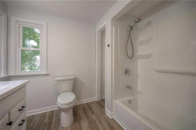 $389,000 | 7936 Campbell Street, Kansas City, MO 64131