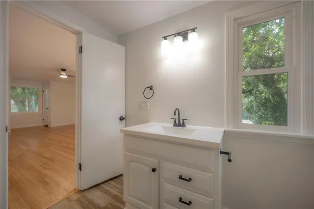 $389,000 | 7936 Campbell Street, Kansas City, MO 64131