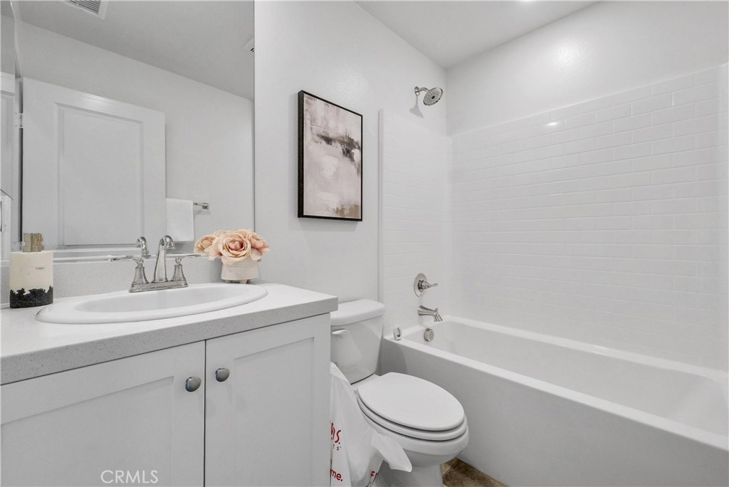 5584 Kate Way, Unit 10 Fontana, CA 92336 - Photo 12 of 53