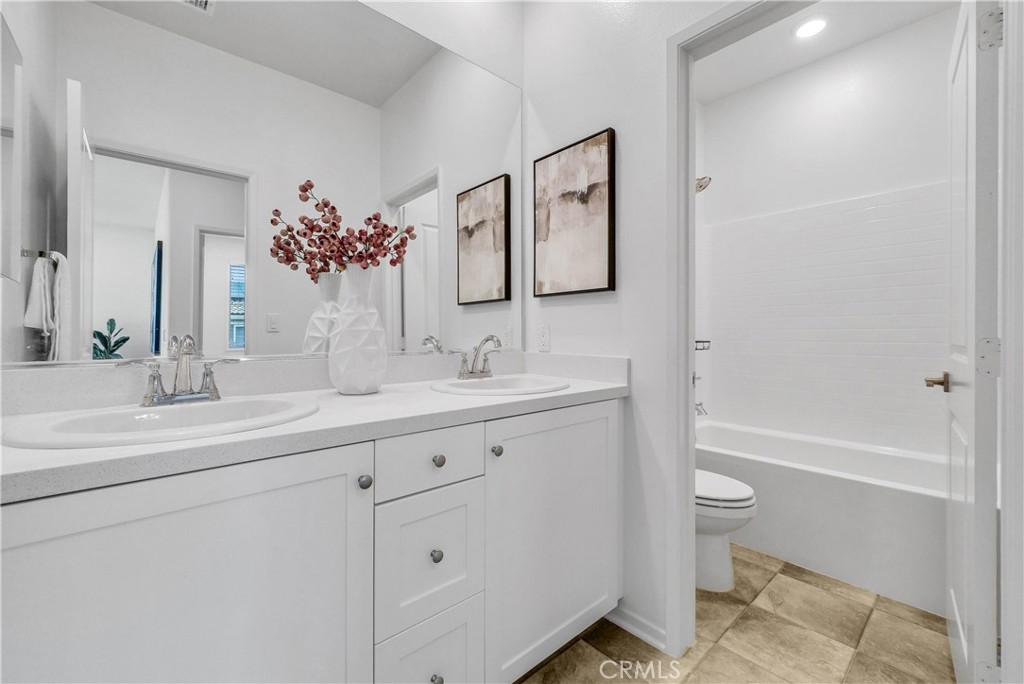 5584 Kate Way, Unit 10 Fontana, CA 92336 - Photo 21 of 53