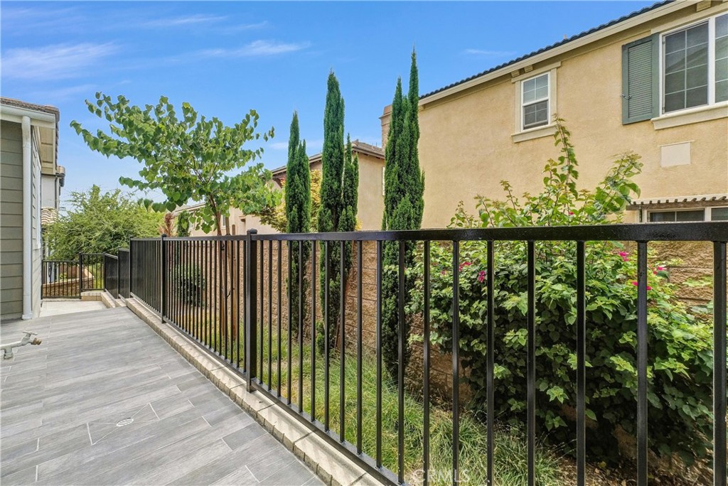 5584 Kate Way, Unit 10 Fontana, CA 92336 - Photo 28 of 53