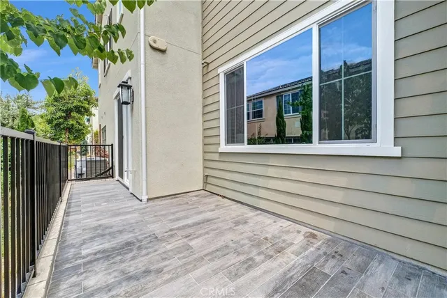 $629,000 | 5584 Kate Way, Unit 10, Fontana, CA 92336