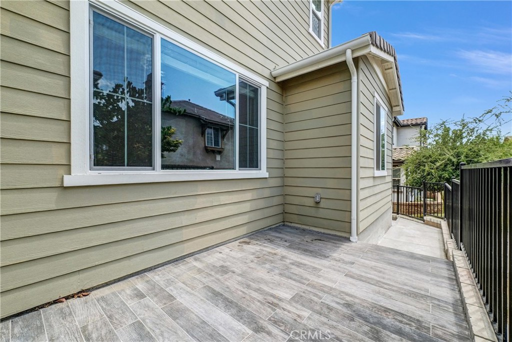 5584 Kate Way, Unit 10 Fontana, CA 92336 - Photo 30 of 53