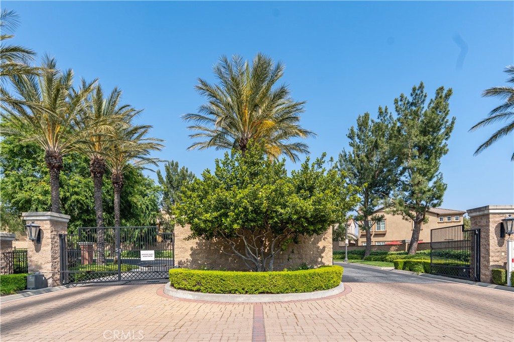 5584 Kate Way, Unit 10 Fontana, CA 92336 - Photo 34 of 53