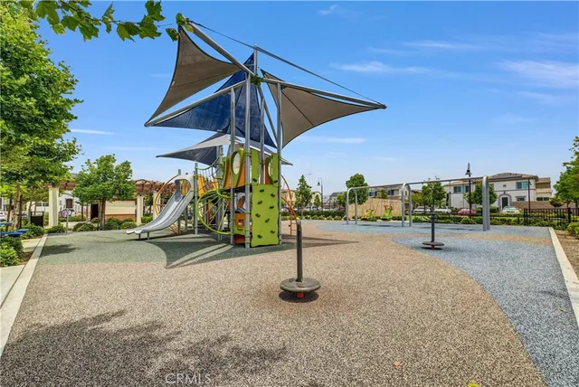 $629,000 | 5584 Kate Way, Unit 10, Fontana, CA 92336