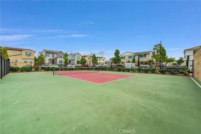 $629,000 | 5584 Kate Way, Unit 10, Fontana, CA 92336