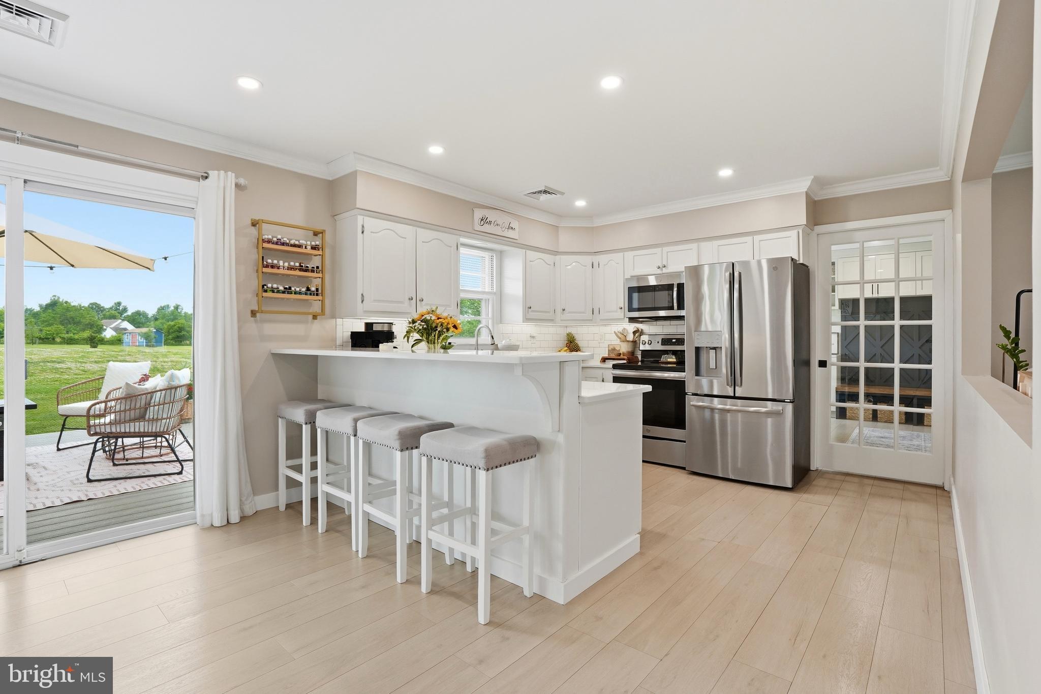 542 Melvin Road Telford, PA 18969 - Photo 16 of 70 Updated kitchen