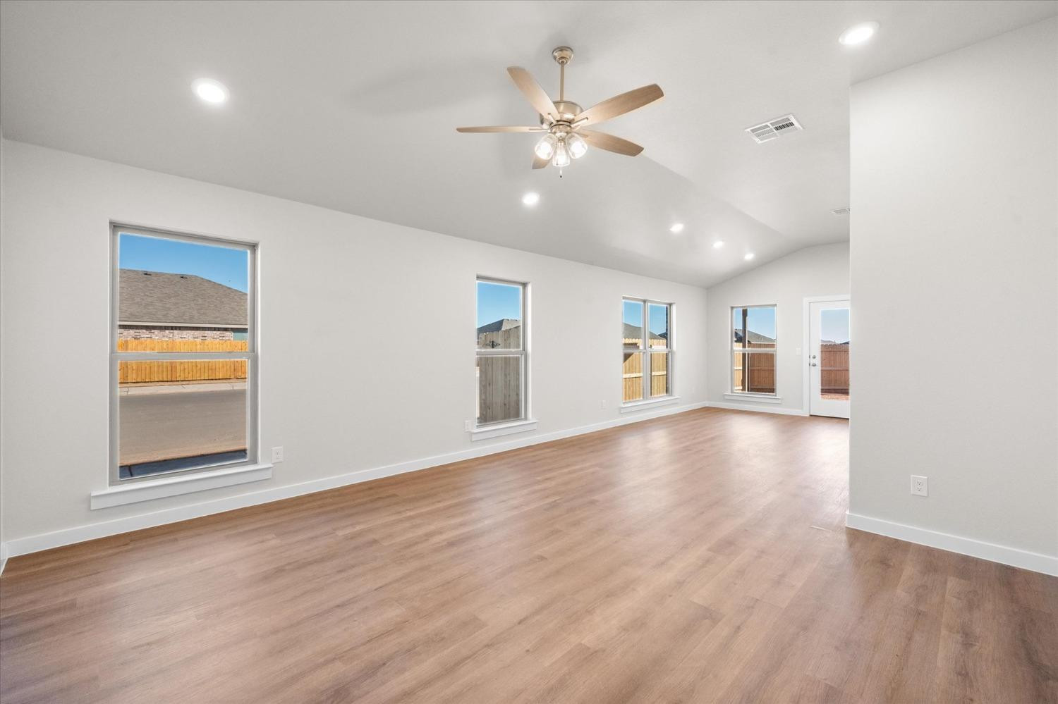 7001 9th Street Lubbock, TX 79416 - Photo 5 of 18 Photo 5