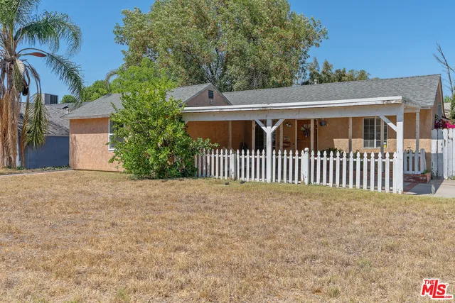 $800,000 | 17503 Runnymede Street, Lake Balboa, CA 91406