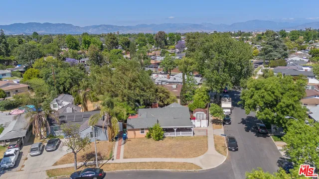 $800,000 | 17503 Runnymede Street, Lake Balboa, CA 91406