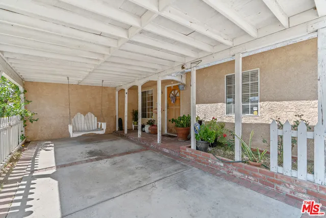 $800,000 | 17503 Runnymede Street, Lake Balboa, CA 91406