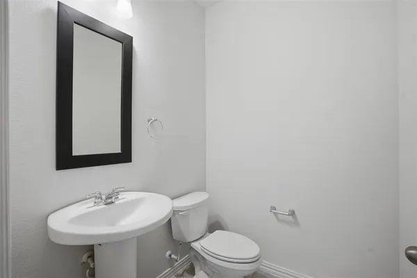 $2,995 | 1216 Rosebay Drive, Justin, TX 76247