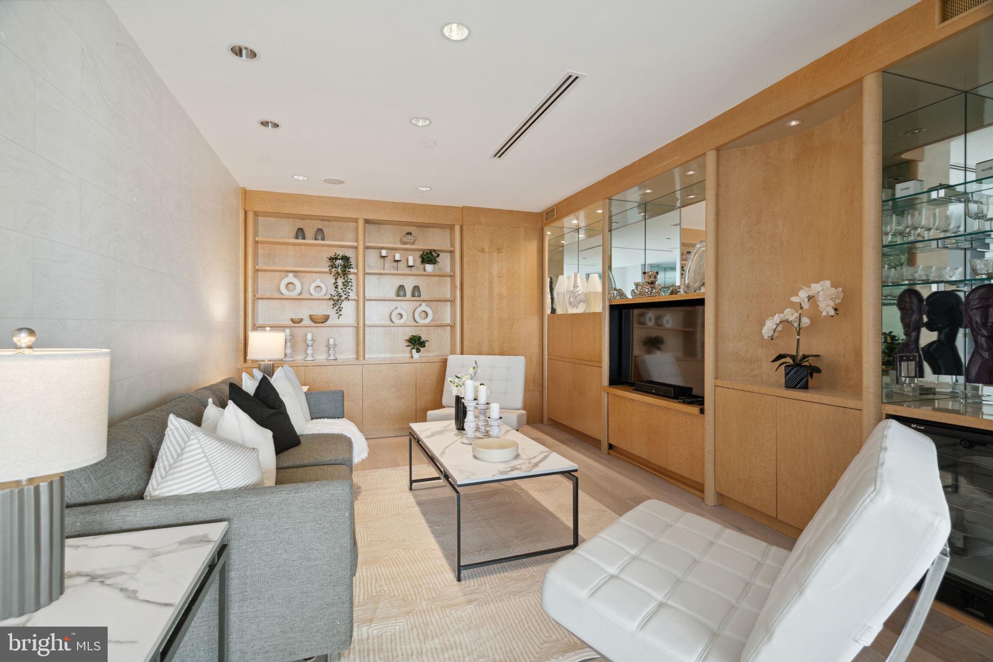 202 West Rittenhouse Square, Unit 3206 Philadelphia, PA 19103 - Photo 22 of 50