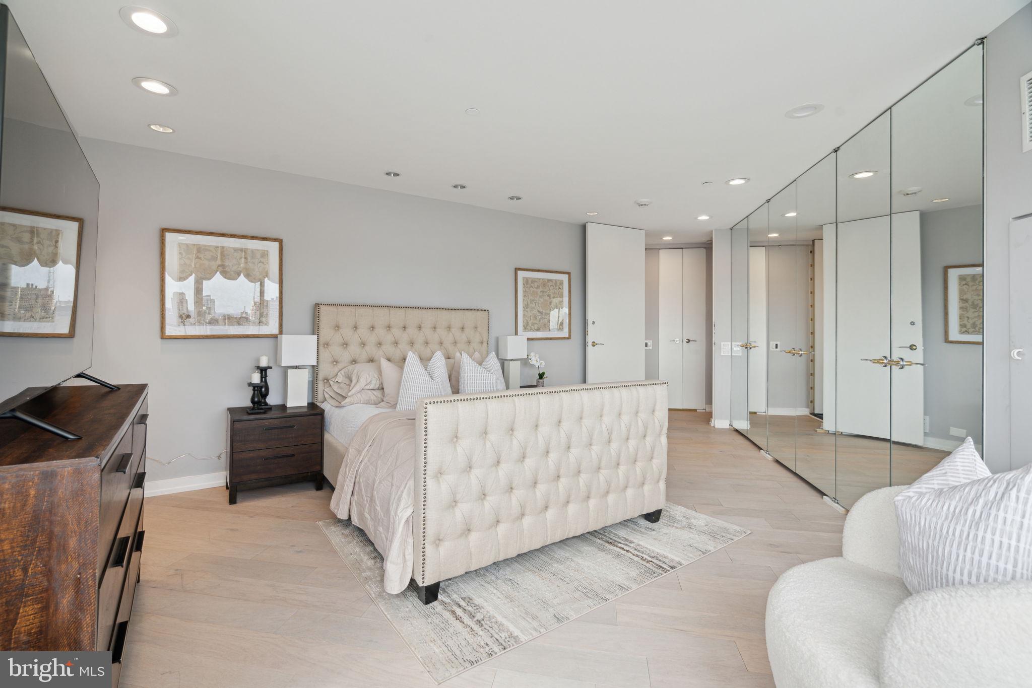 202 West Rittenhouse Square, Unit 3206 Philadelphia, PA 19103 - Photo 28 of 50