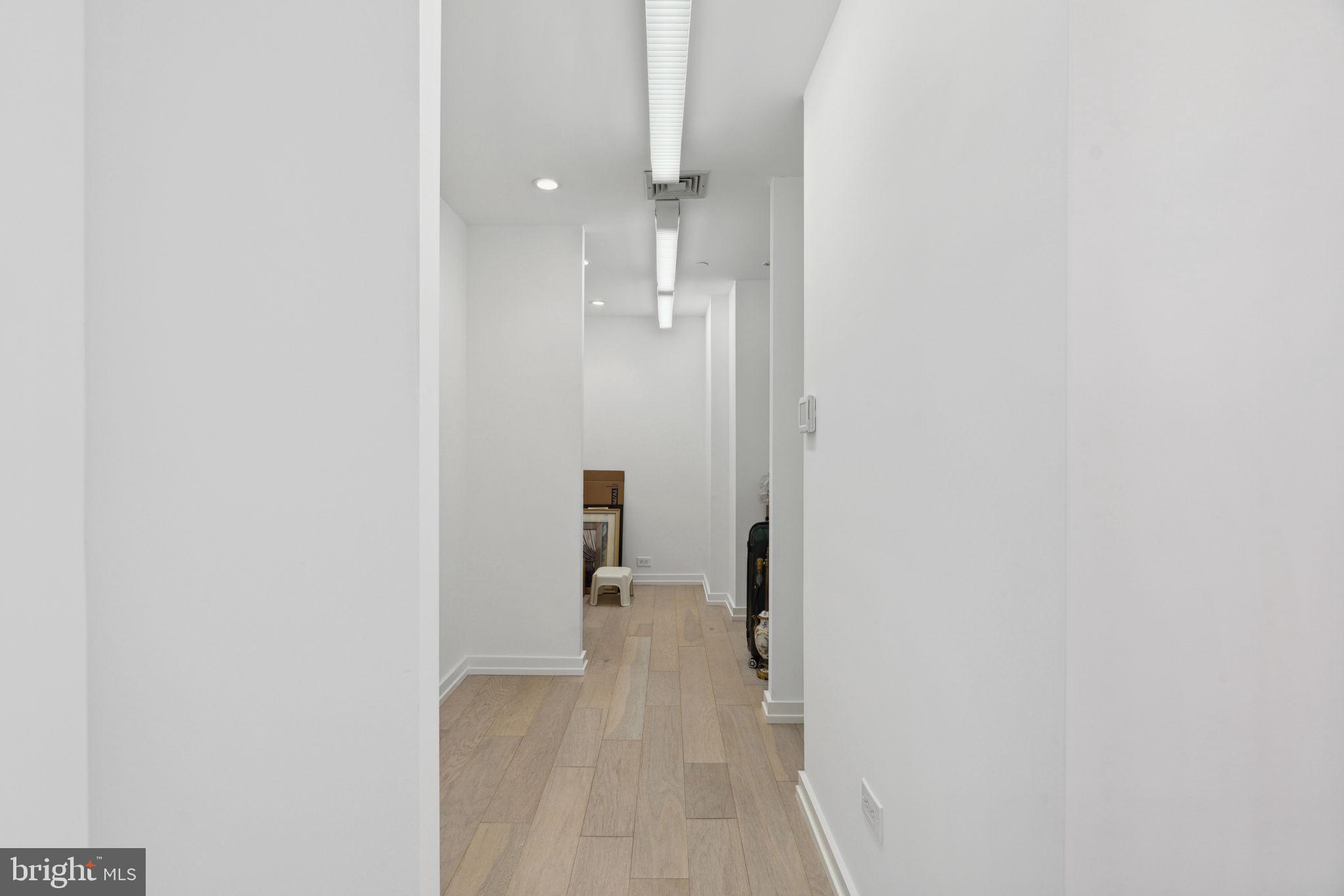 202 West Rittenhouse Square, Unit 3206 Philadelphia, PA 19103 - Photo 30 of 50