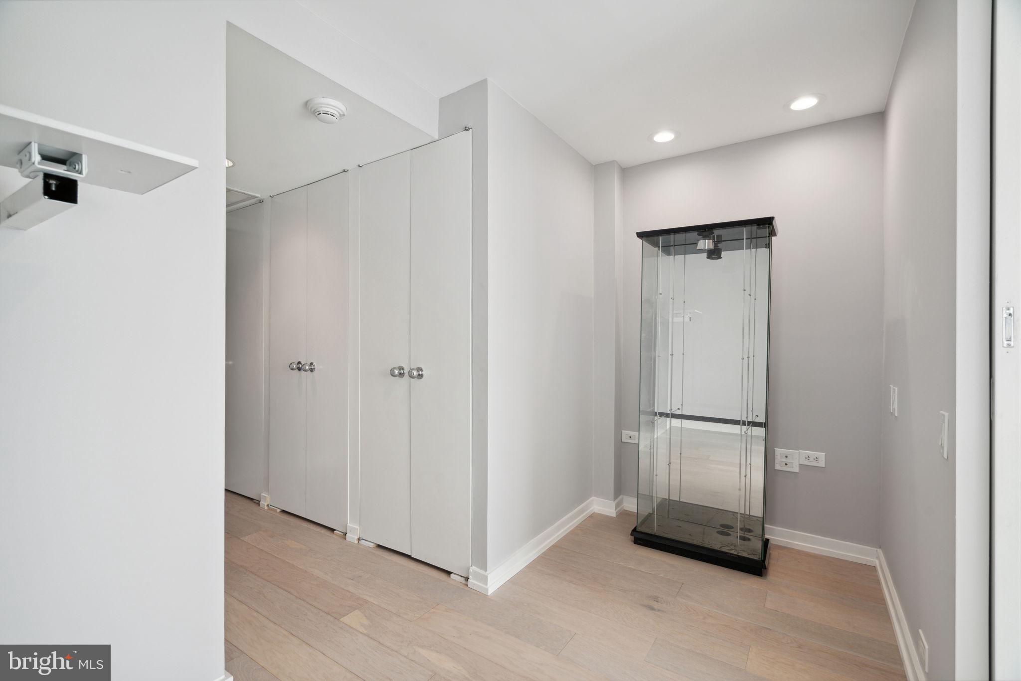 202 West Rittenhouse Square, Unit 3206 Philadelphia, PA 19103 - Photo 43 of 50