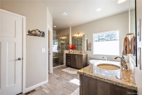 $1,350,000 | 16021 Fox Mesa Court, Monument, CO 80132