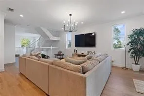 $1,000,000 | 915 West Las Olas Boulevard, Fort Lauderdale, FL 33312