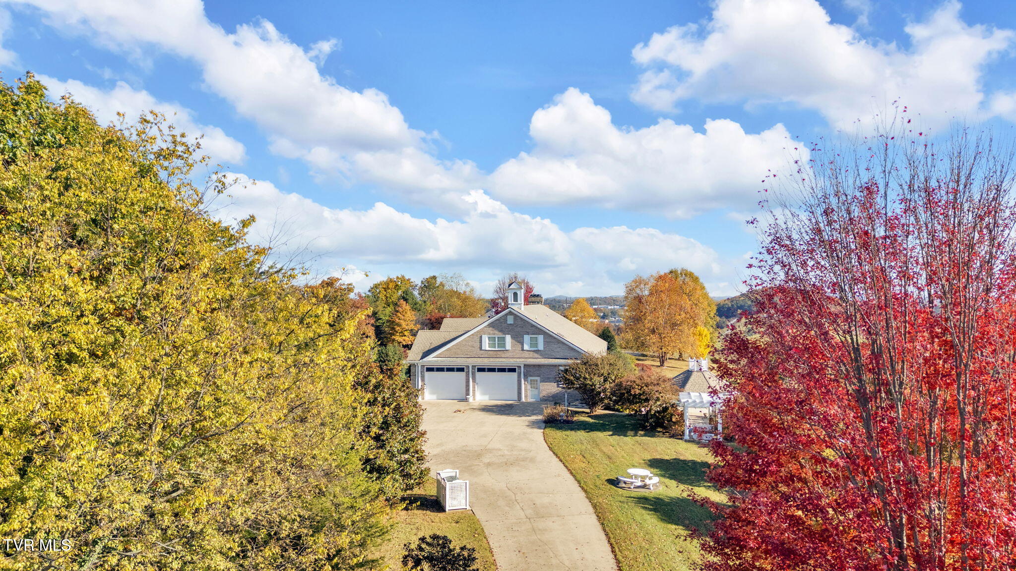 215 Lick Hollow Road Greeneville, TN 37743 - Photo 14 of 114 17-web-or-mls-DJI_20251101104534_0417_D