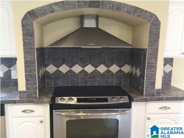 83 Southern Road Oneonta, AL 35121 - Photo 5 of 15 Gallery Image 5