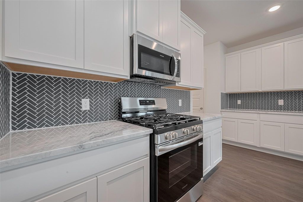 590 Long Br Drive Dayton, TX 77535 - Photo 11 of 37