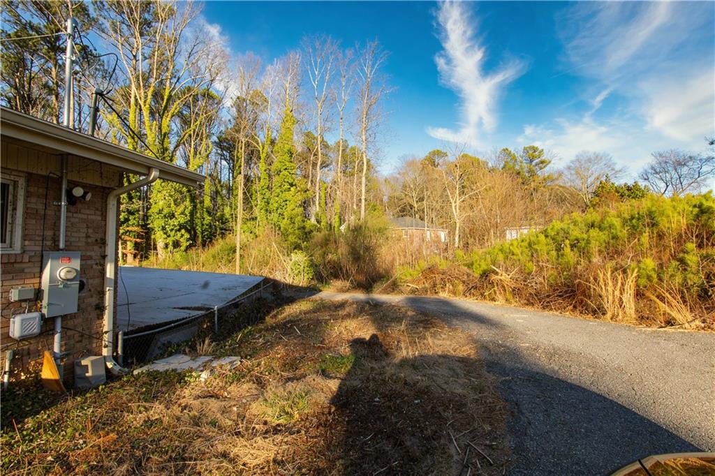 500 Piedmont Road Marietta, GA 30066 - Photo 29 of 40 a view of a yard