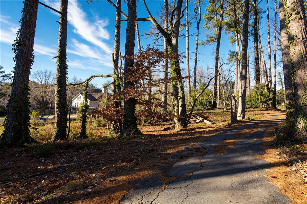 500 Piedmont Road Marietta, GA 30066 - Photo 32 of 40 a view of a yard with street