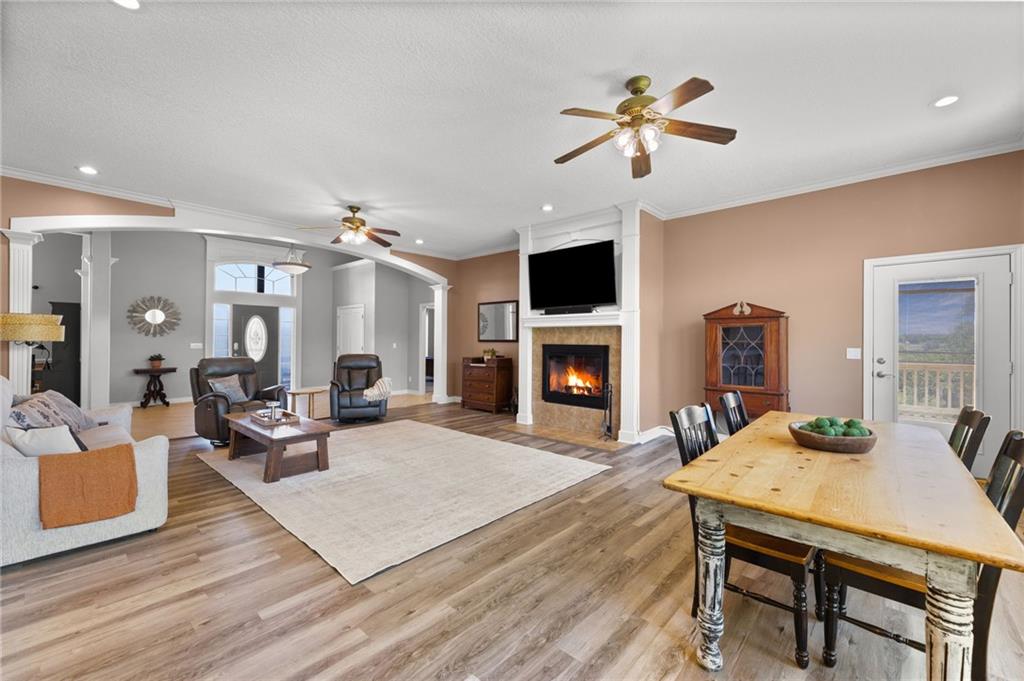 28265 Overbrook Road Paola, KS 66071 - Photo 12 of 70