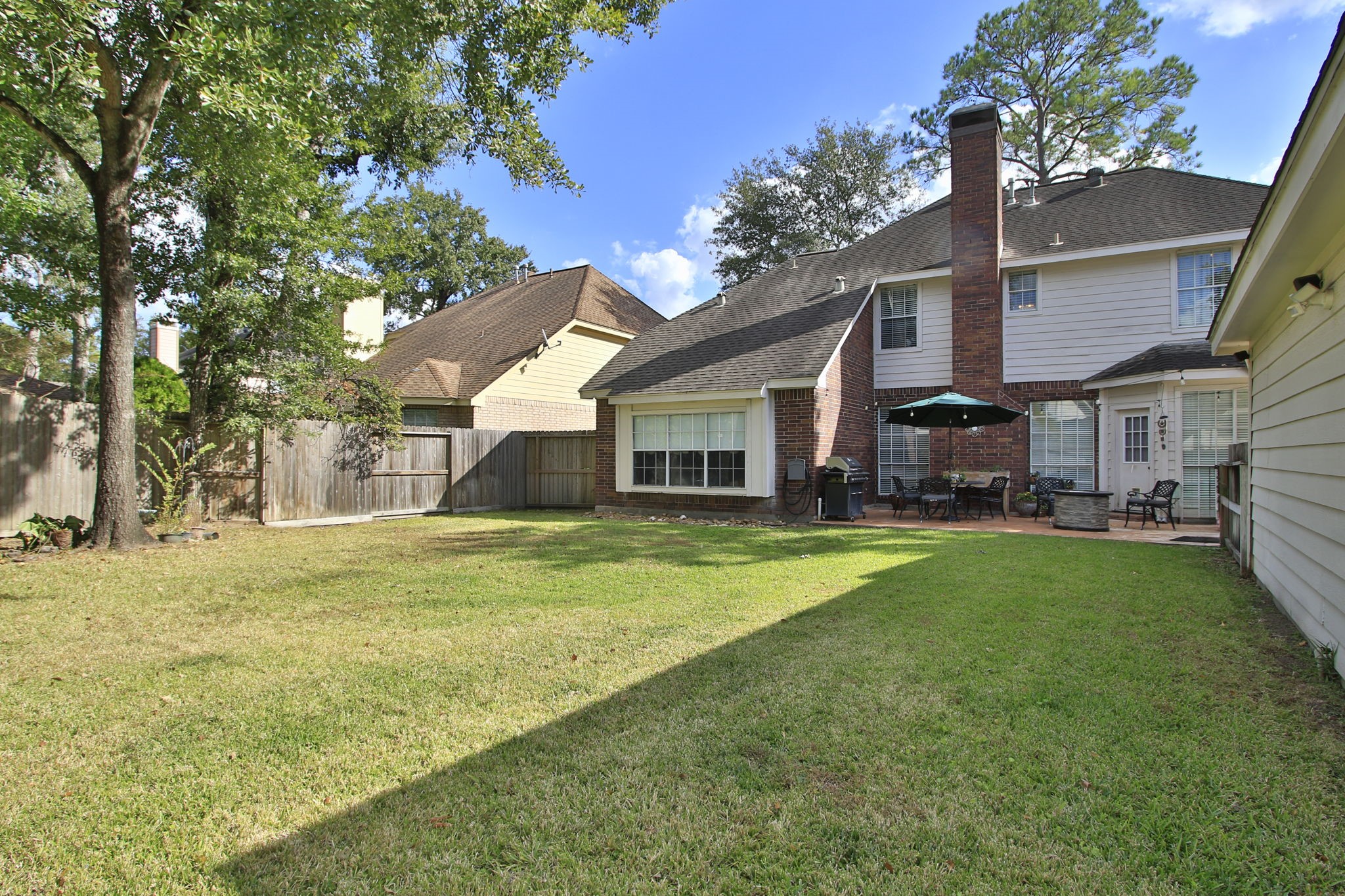 3618 Walnut Forest Lane Spring, TX 77388 - Photo 40 of 41 a front view of a house with a garden
