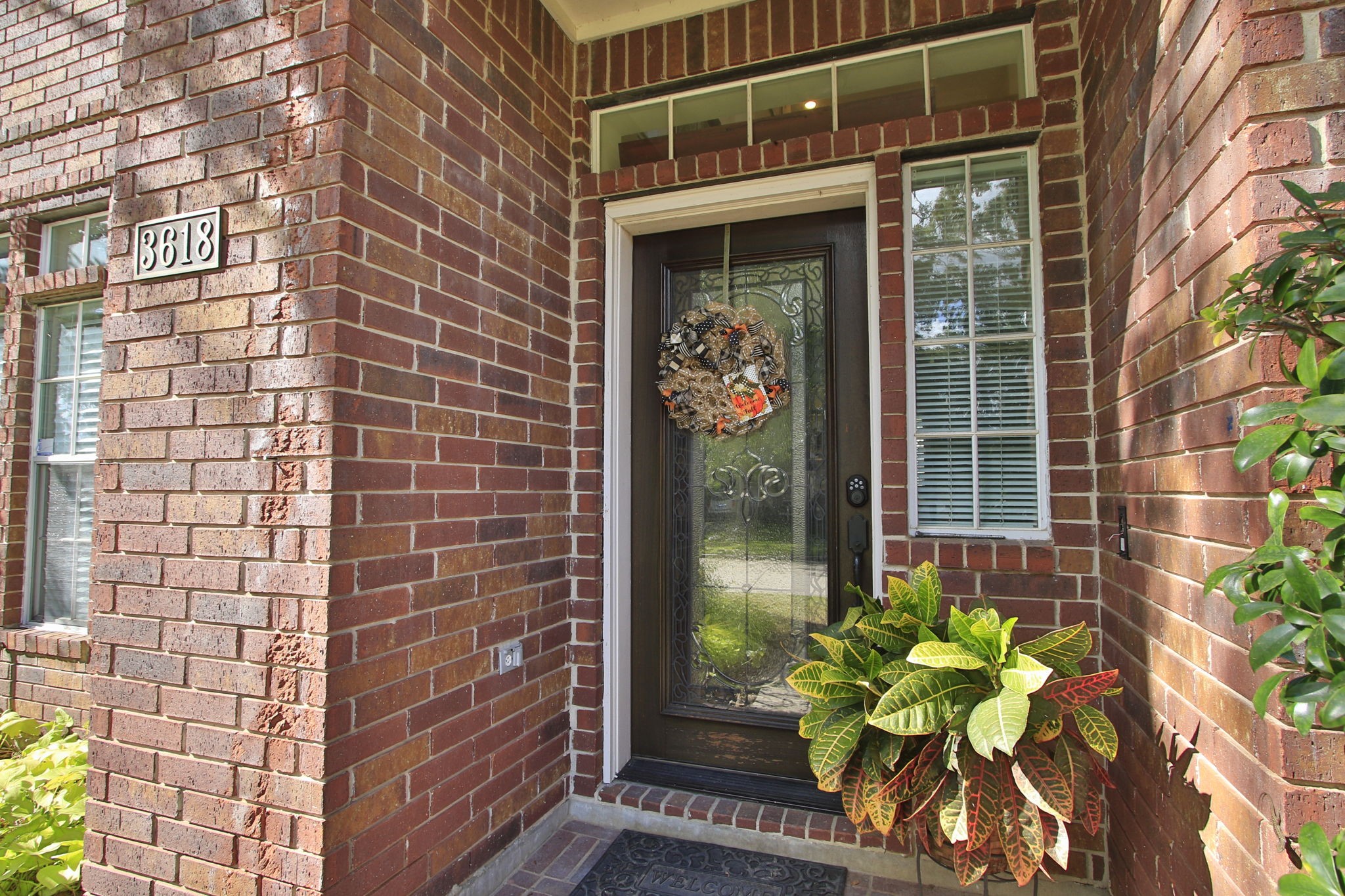 3618 Walnut Forest Lane Spring, TX 77388 - Photo 6 of 41 a front view of a house