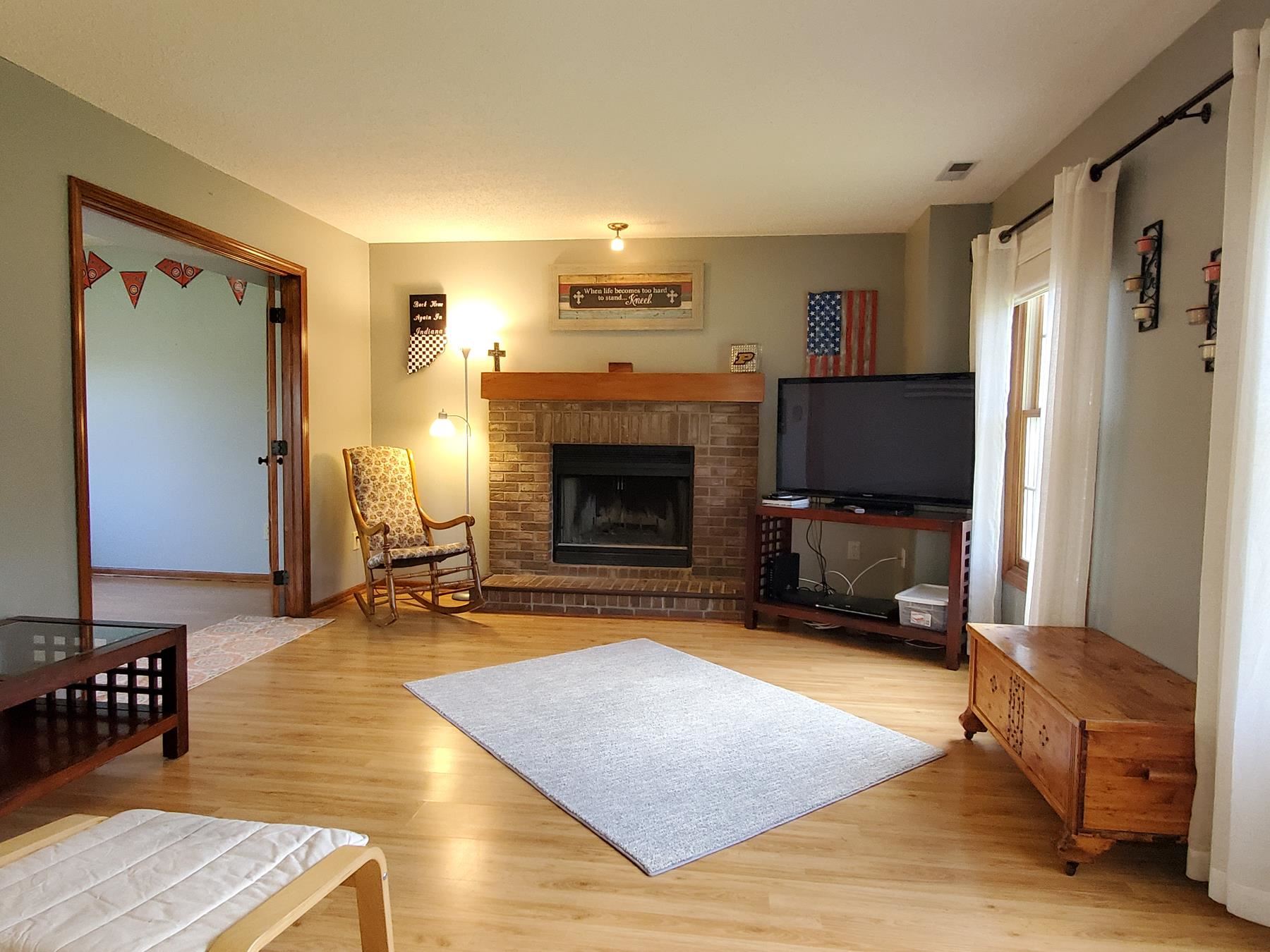 2014 Broken Oak Road Fort Wayne, IN 46818 - Photo 4 of 36