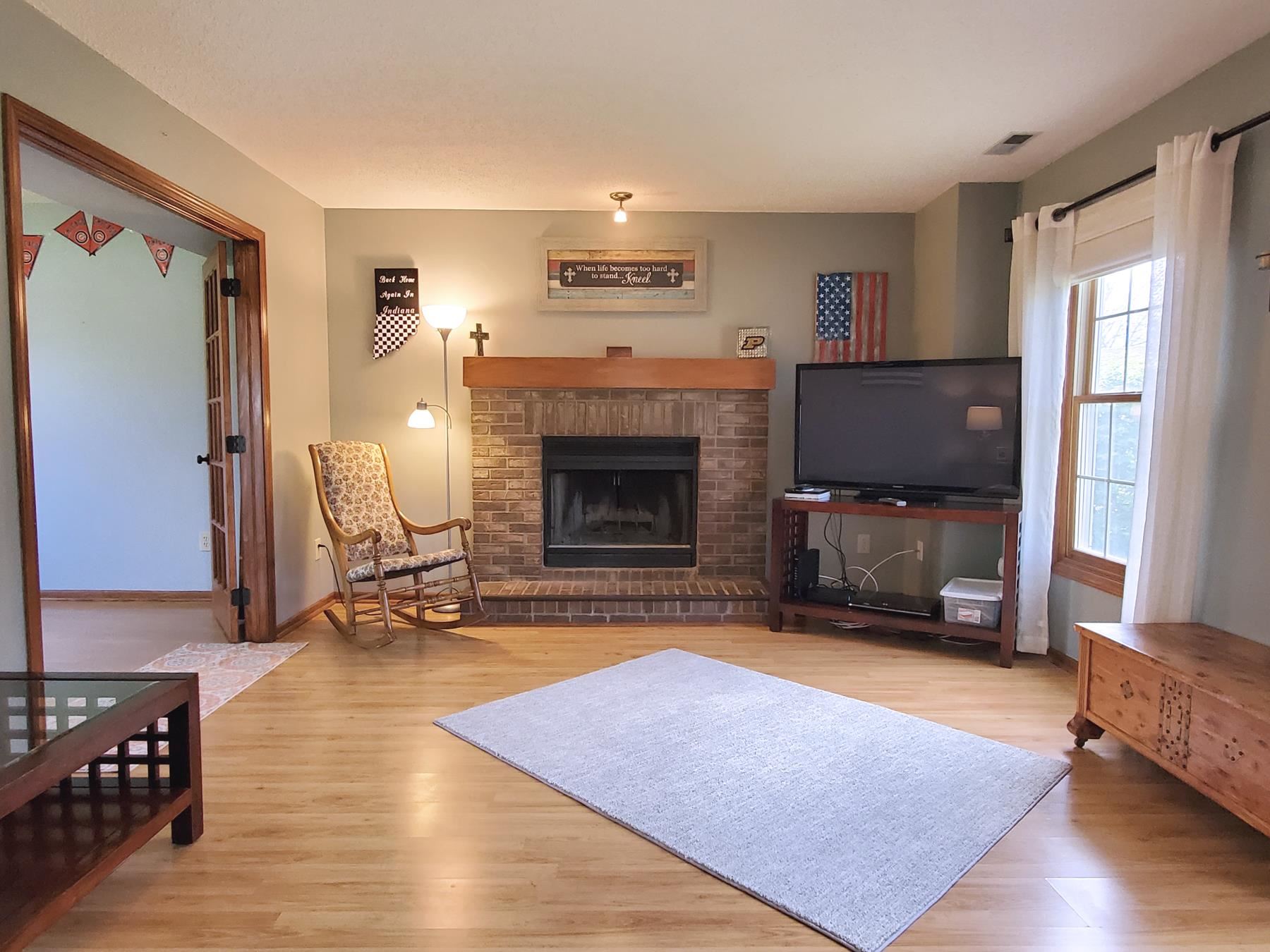 2014 Broken Oak Road Fort Wayne, IN 46818 - Photo 5 of 36