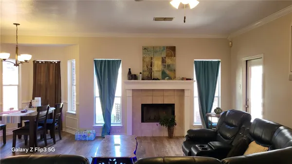 $2,500 | 5018 Queen's Court, Corpus Christi, TX 78413