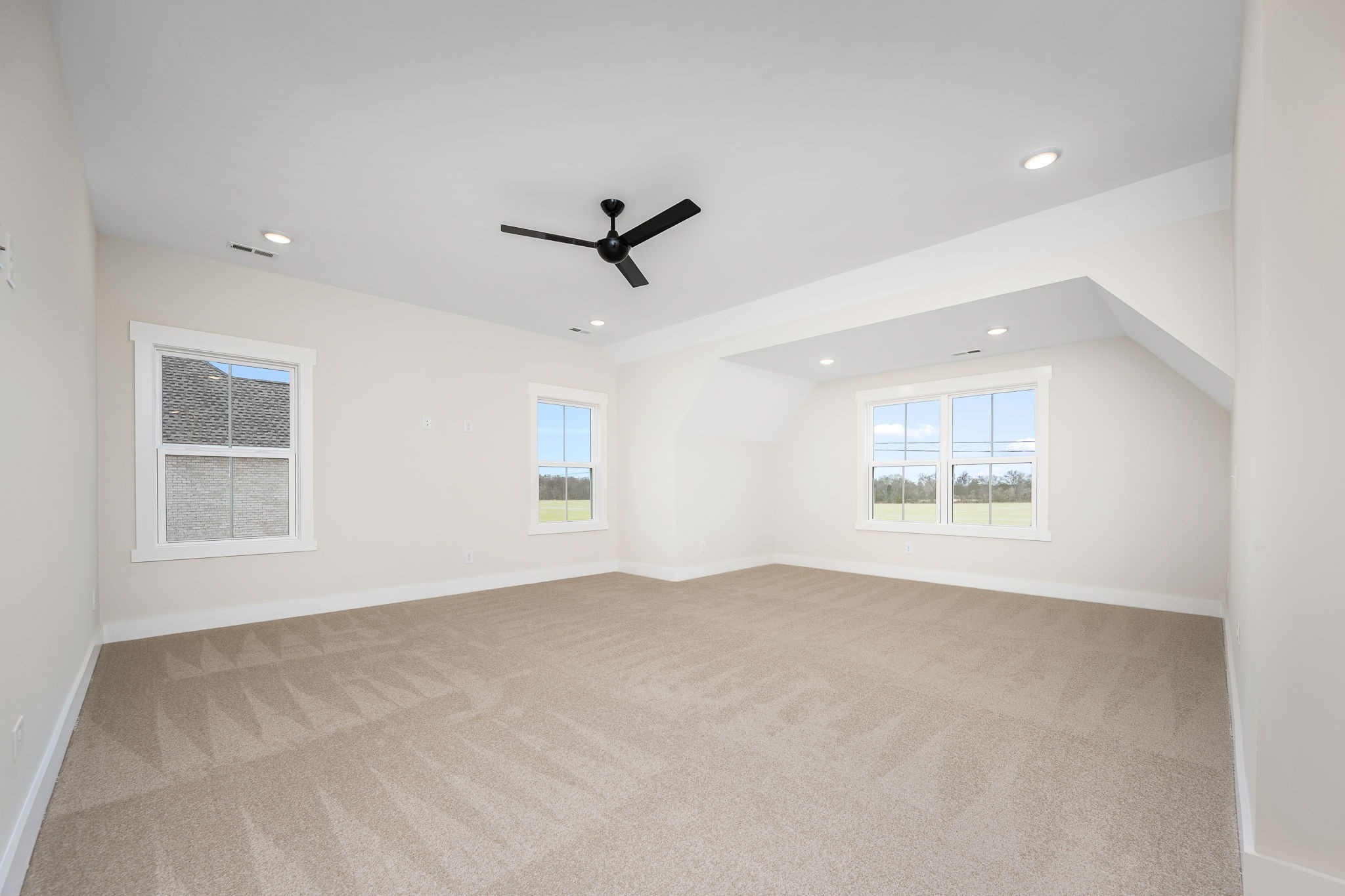 7302 West Gum Road Murfreesboro, TN 37127 - Photo 41 of 53 a view of an empty room with a window