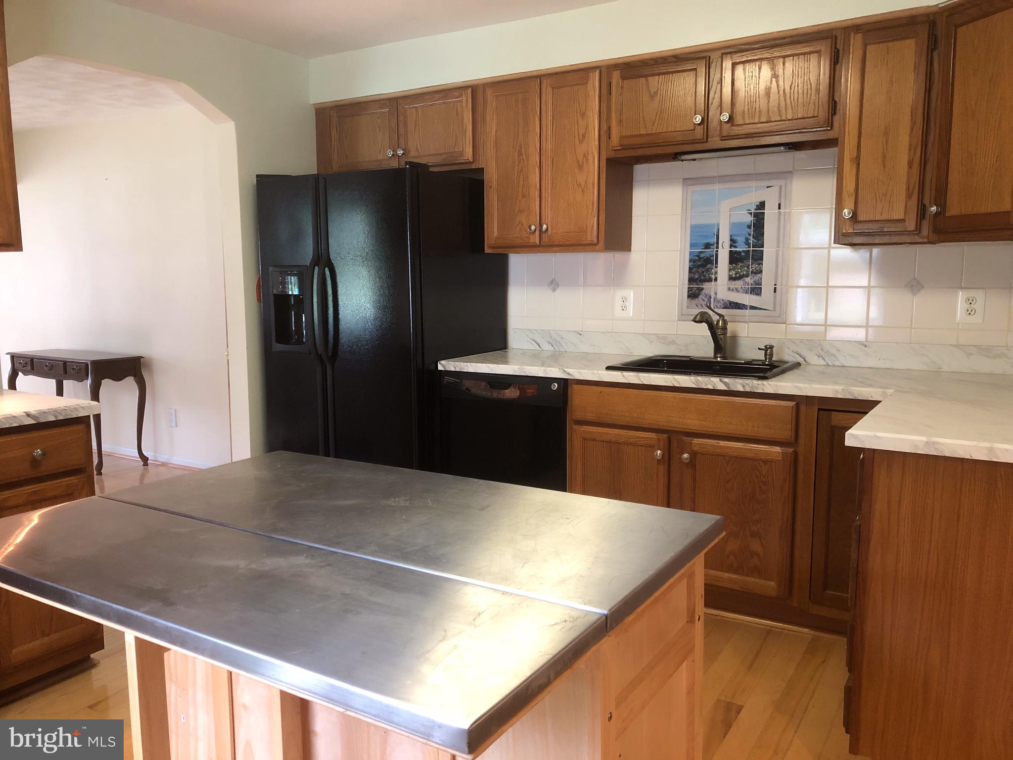 81 Jones Station Road Arnold, MD 21012 - Photo 2 of 21 Kitchen with moveable island
