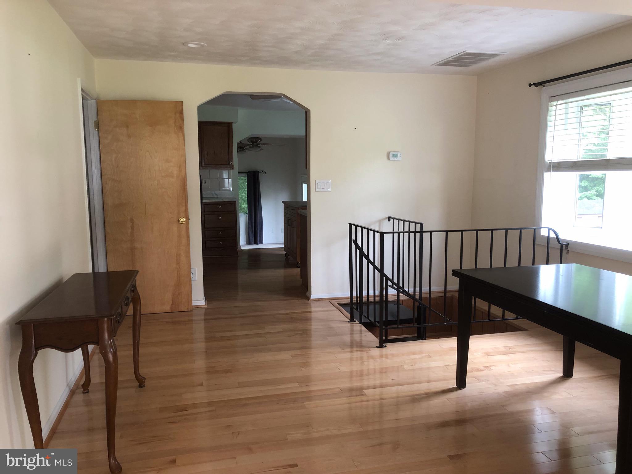 81 Jones Station Road Arnold, MD 21012 - Photo 5 of 21 Dining room