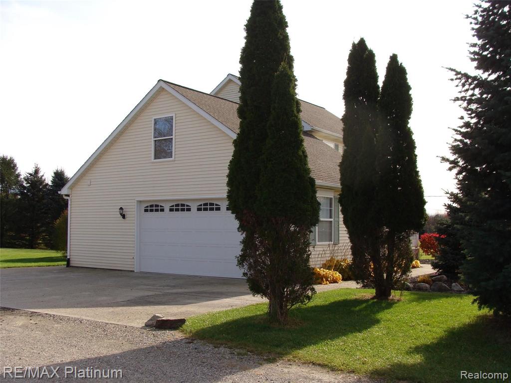 1756 Argentine Road Howell, MI 48843 - Photo 44 of 46 Gallery Image 44