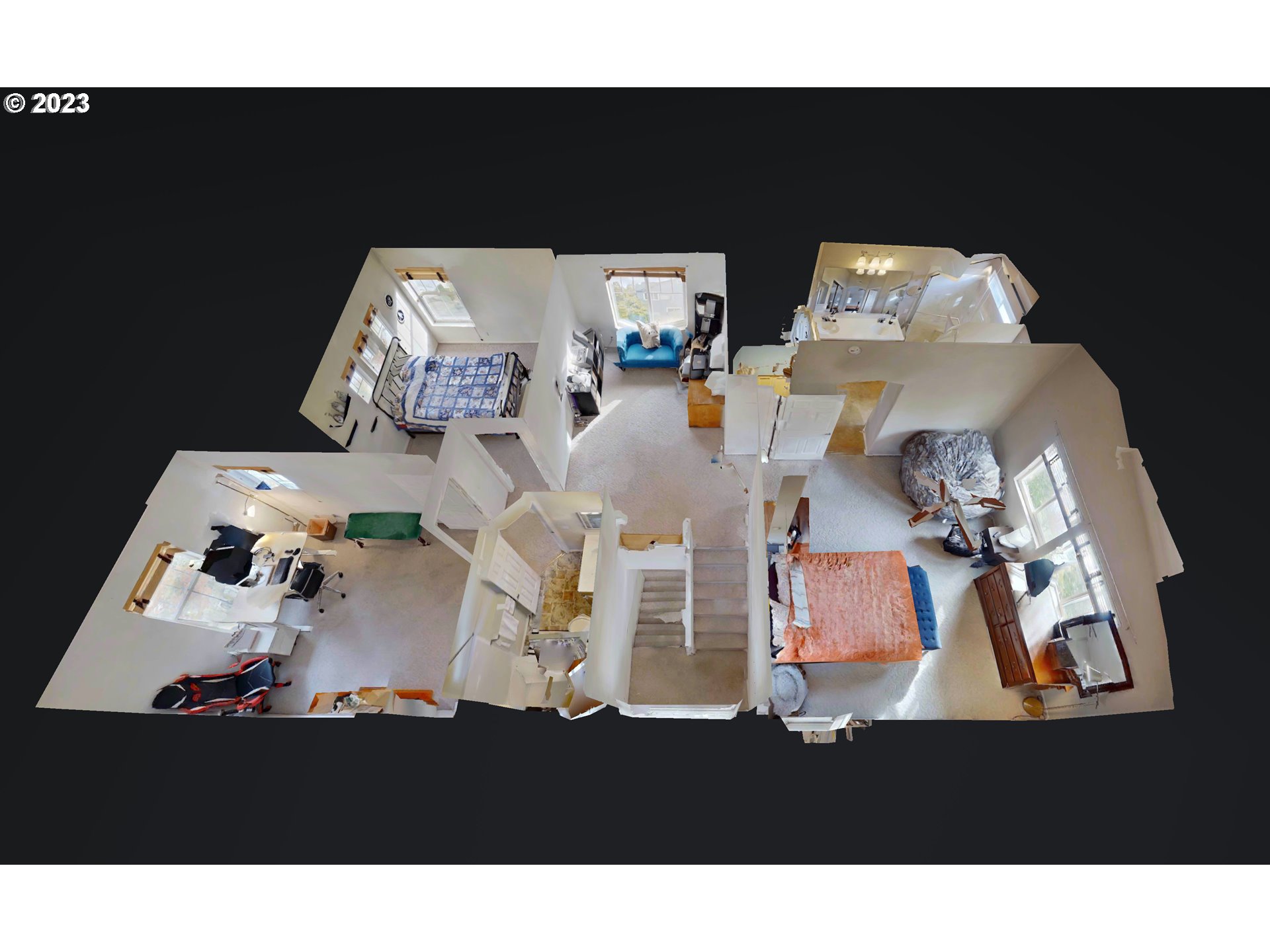 5588 Wales Drive Eugene, OR 97402 - Photo 40 of 41 a picture of a bedroom with a bed