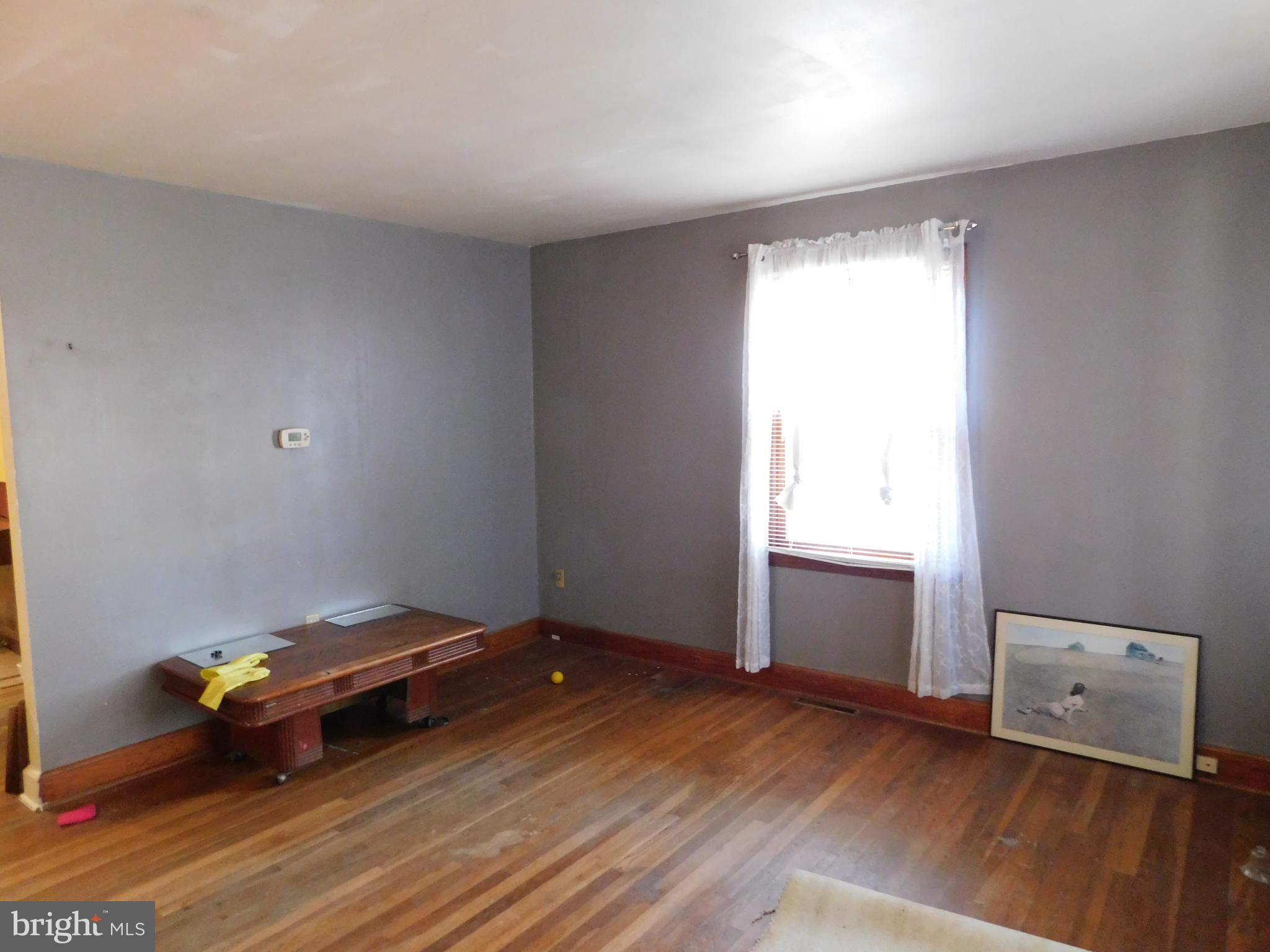 2373 Kenton Road Dover, DE 19904 - Photo 13 of 33 Living Room