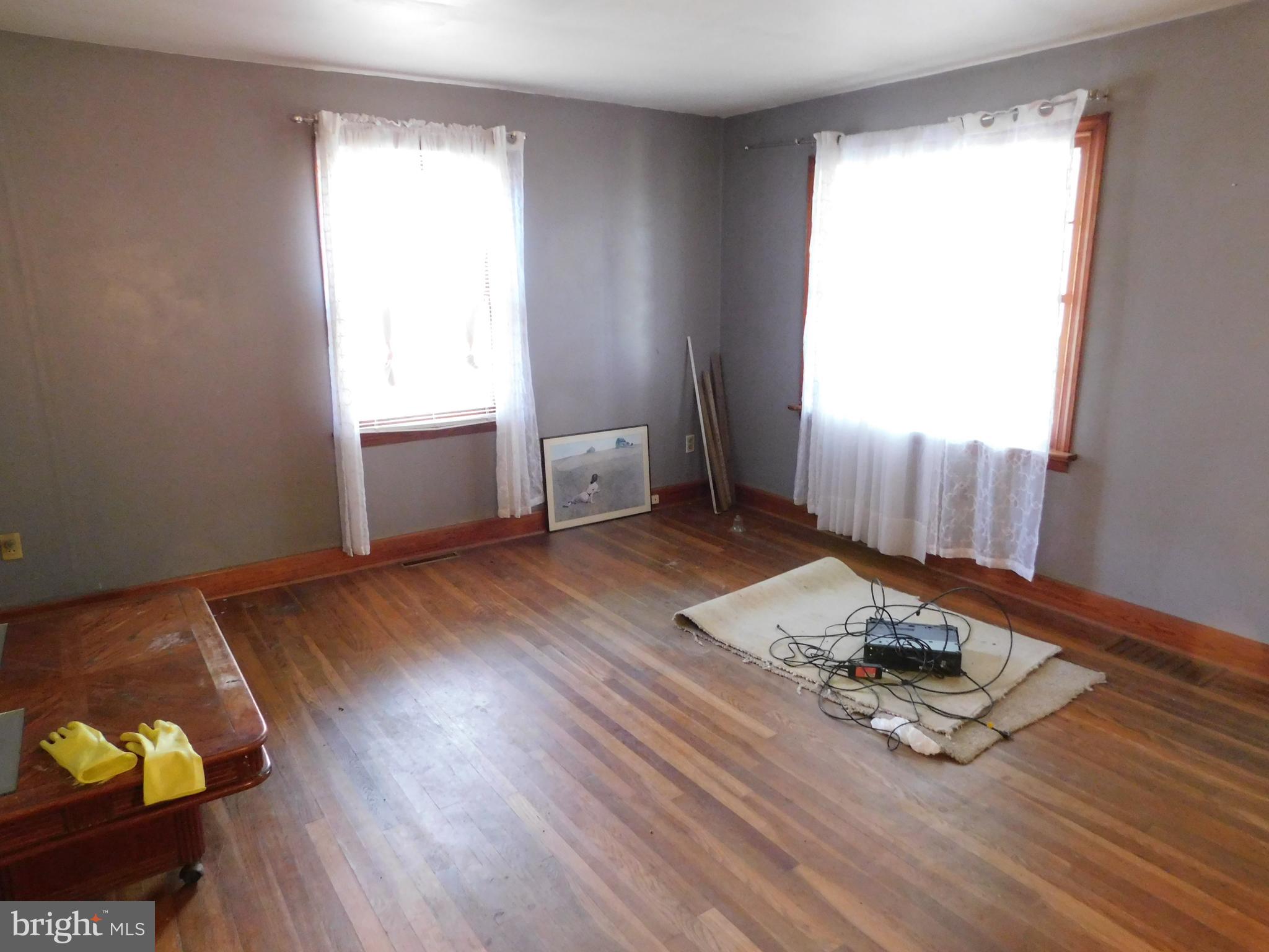 2373 Kenton Road Dover, DE 19904 - Photo 14 of 33 Living Room